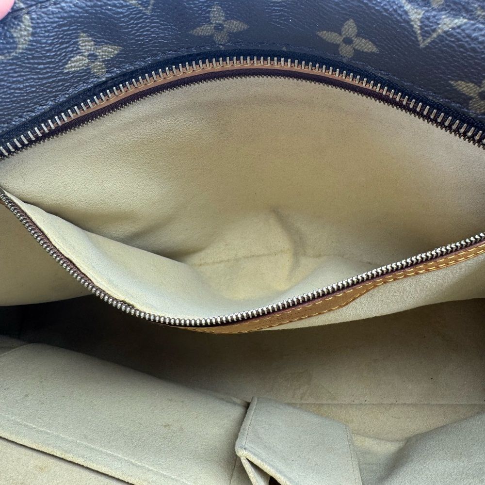 Louis Vuitton Luco Monogram Large Vintage Tote - Picture 12 of 16